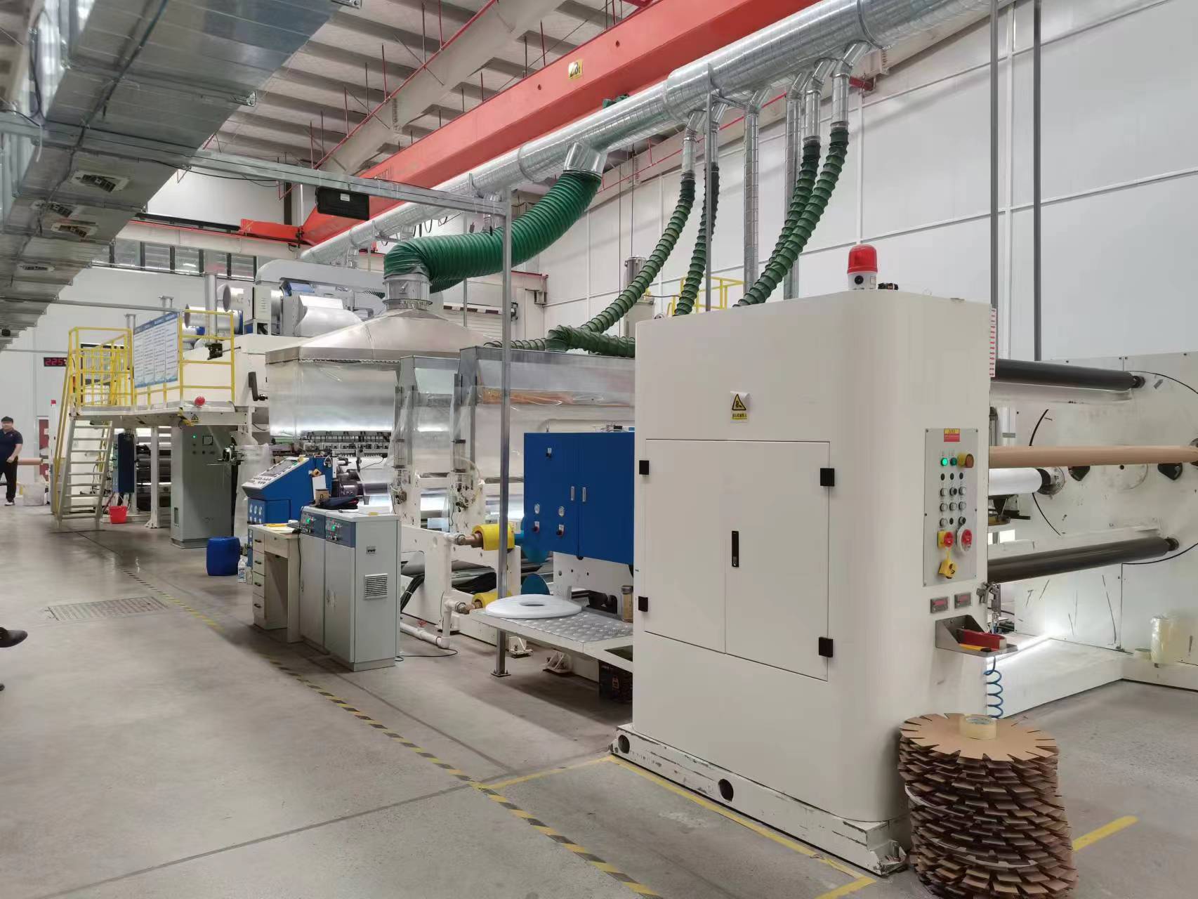 an Hui Y i hong и Fuji an hong l i